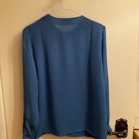 Lady Collins size s/p dusty blue blouse - Picture 3 of 4